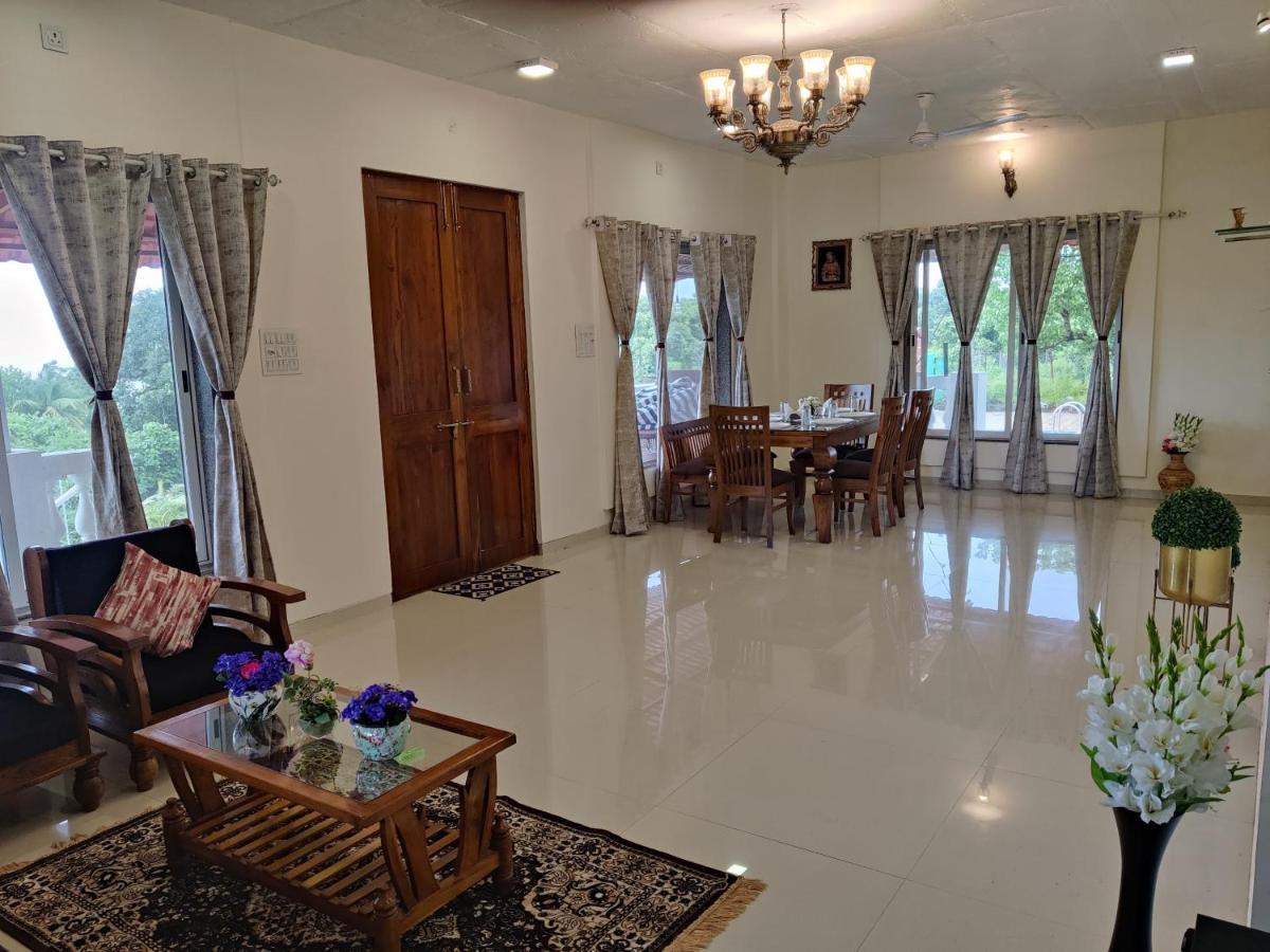 Spicy Mango Ocean Paradise - Luxurious Sea View Villa In Alibaug Christpada Exterior foto