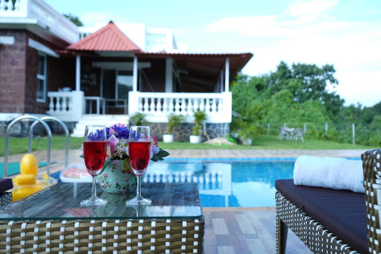 Spicy Mango Ocean Paradise - Luxurious Sea View Villa In Alibaug Christpada Exterior foto